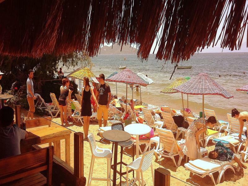 Pitos Hotel
