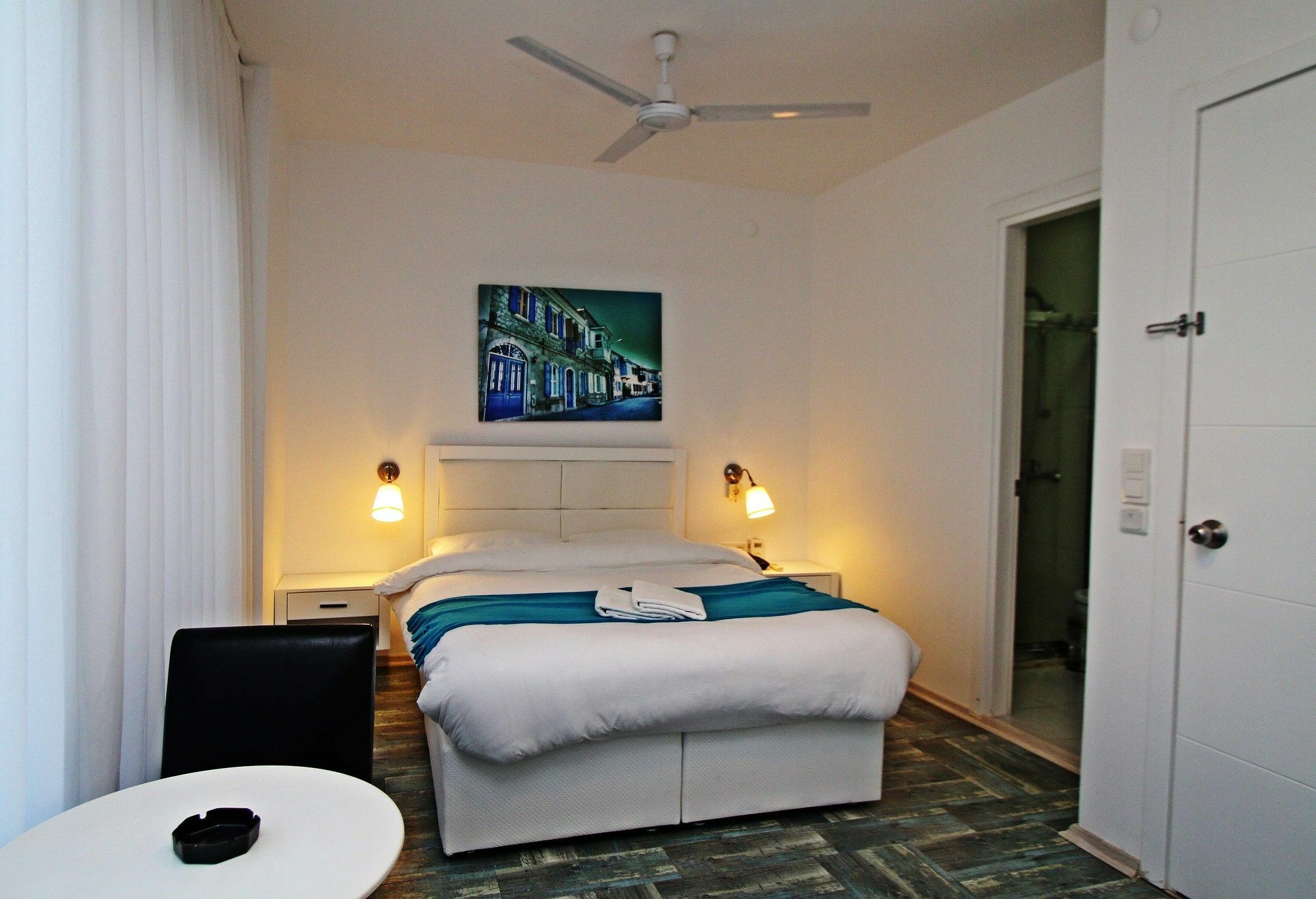 Larimar Boutique Cesme