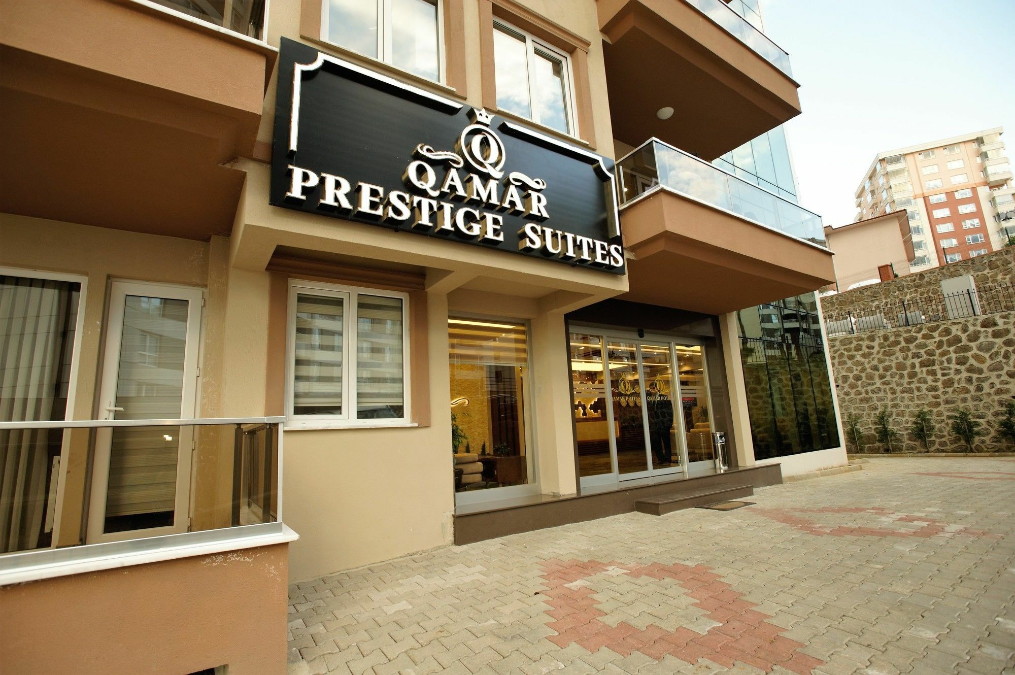 Aparthotel Qamar Prestige 3*