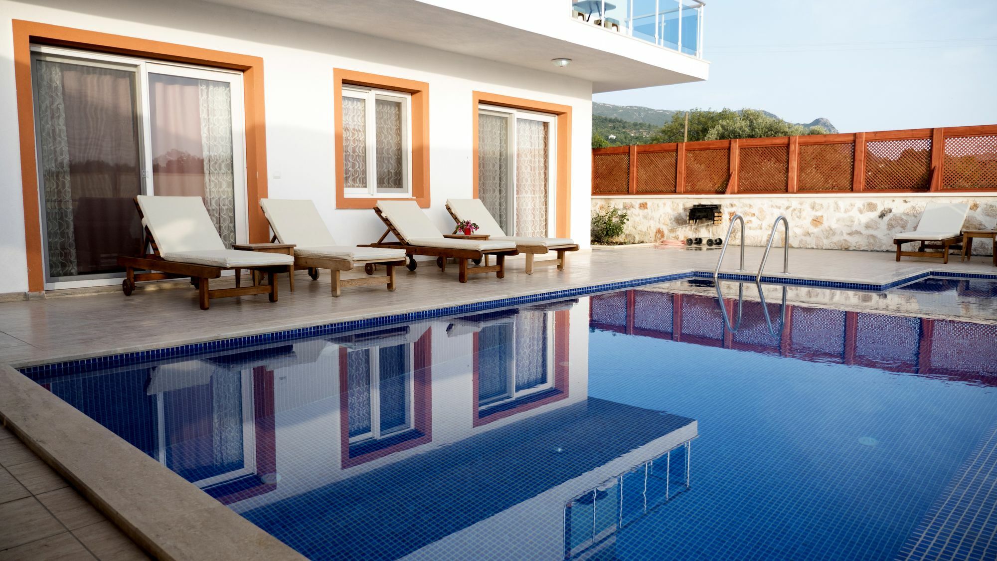 Kal1350 Kumsal 3 Bedrooms Kalkan