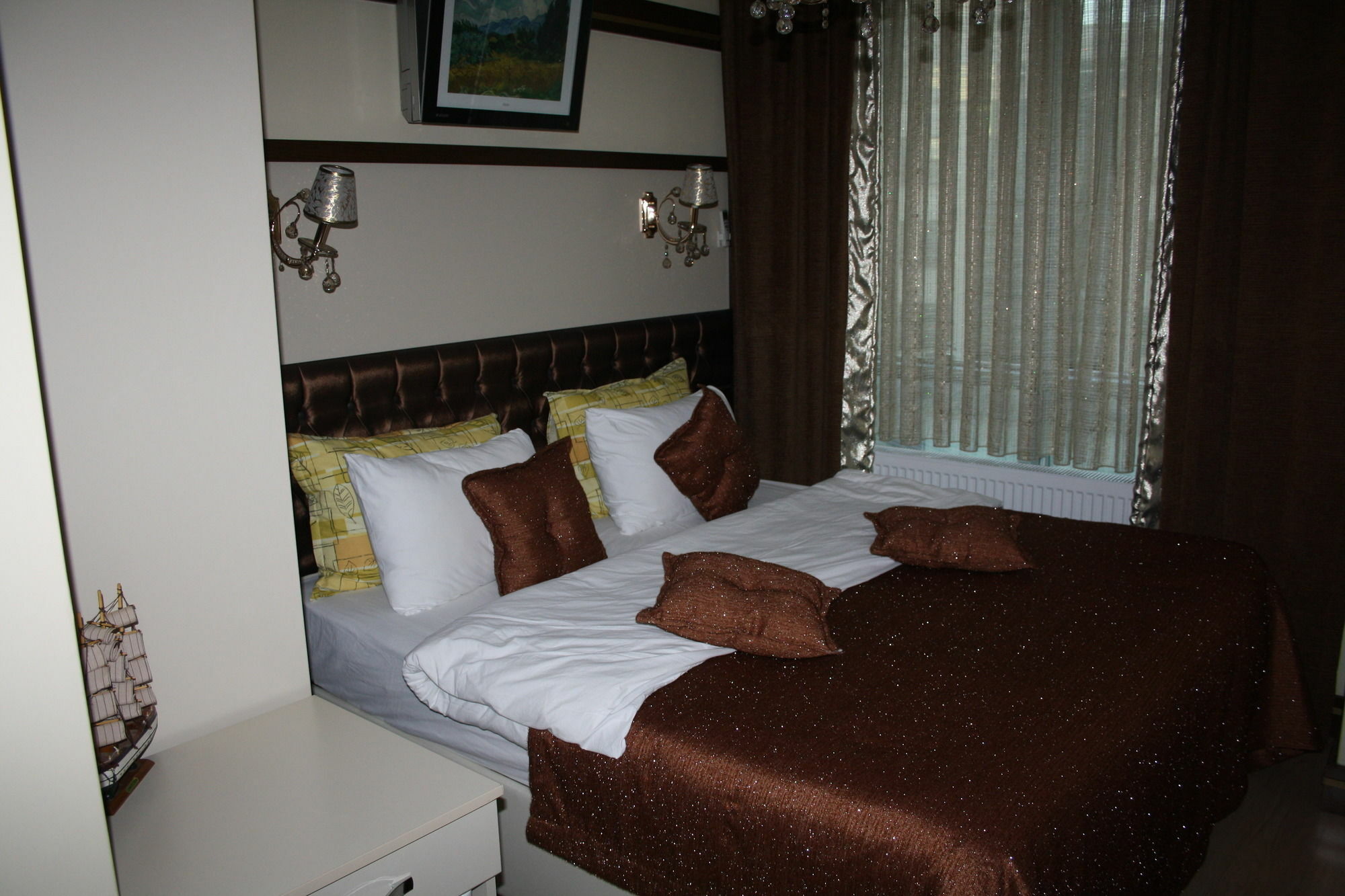 Hotel Gloria Tibi 3*