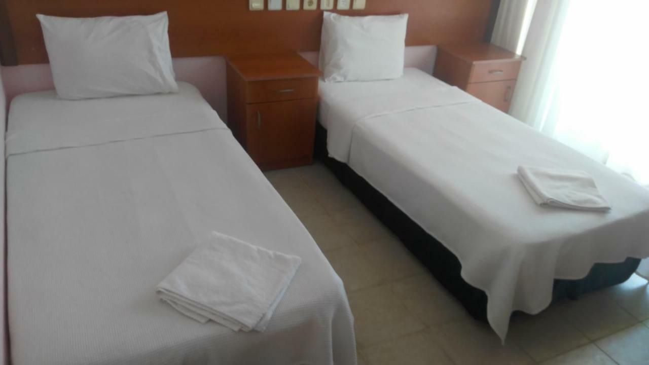 50 Meters To Beach, Sea View Aparthotel *