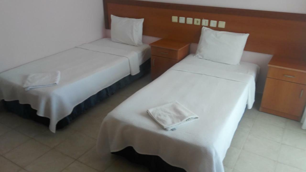 50 Meters To Beach, Sea View Aparthotel