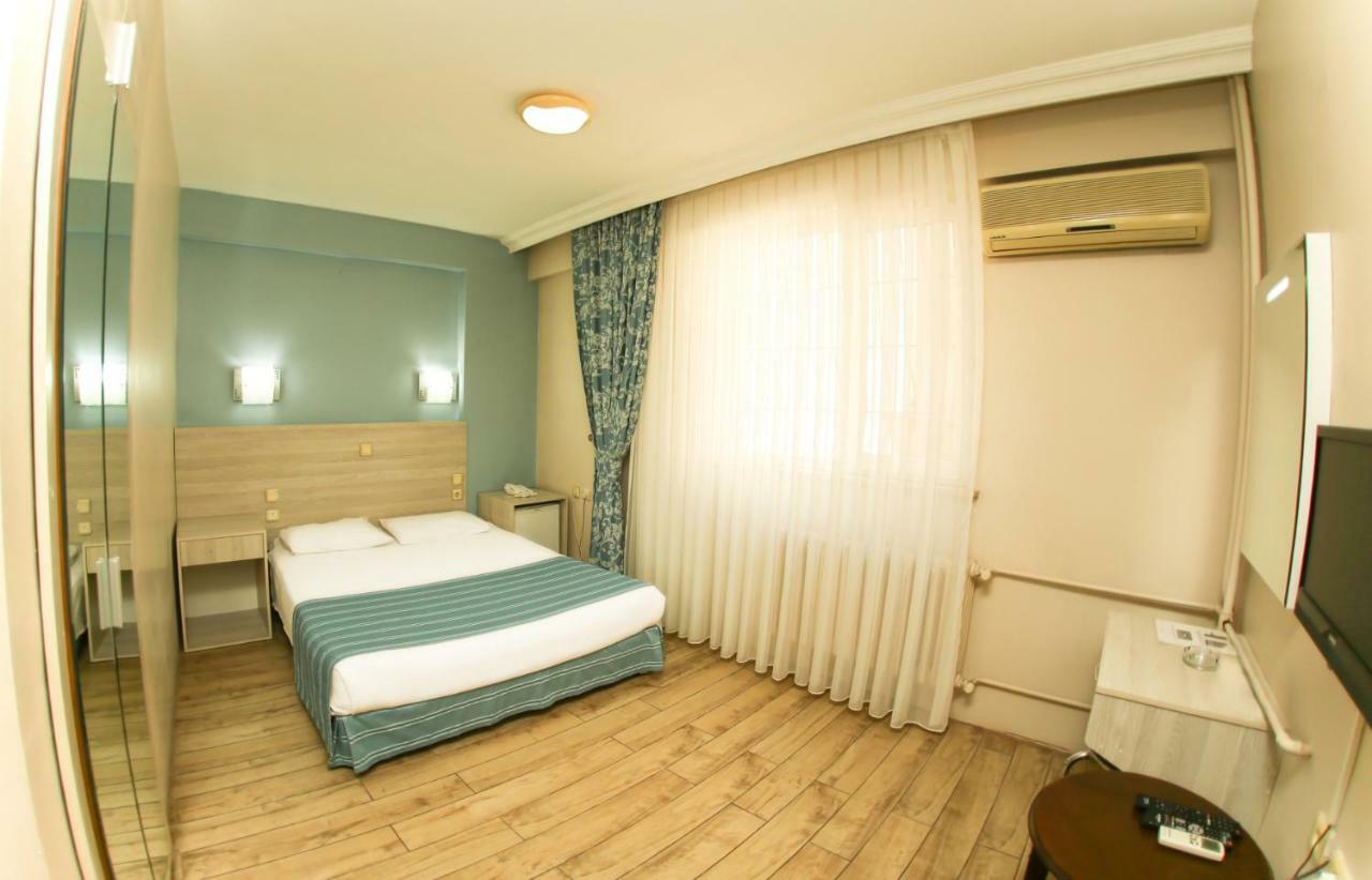 Hotel Ilion 3*