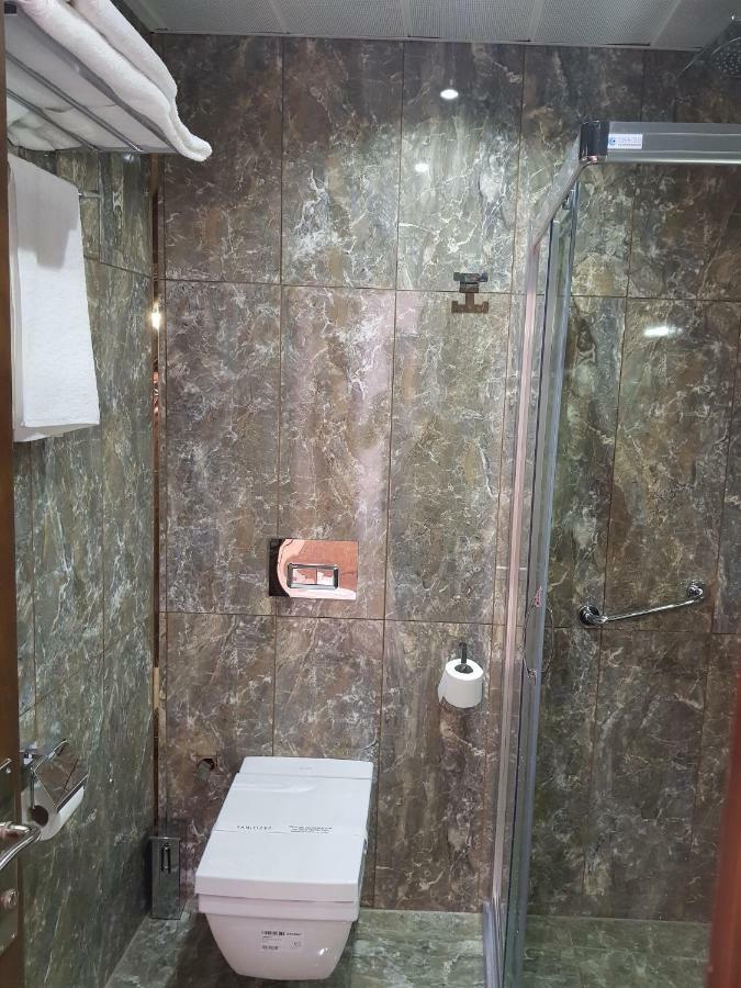 Hotel Perapolis 3*