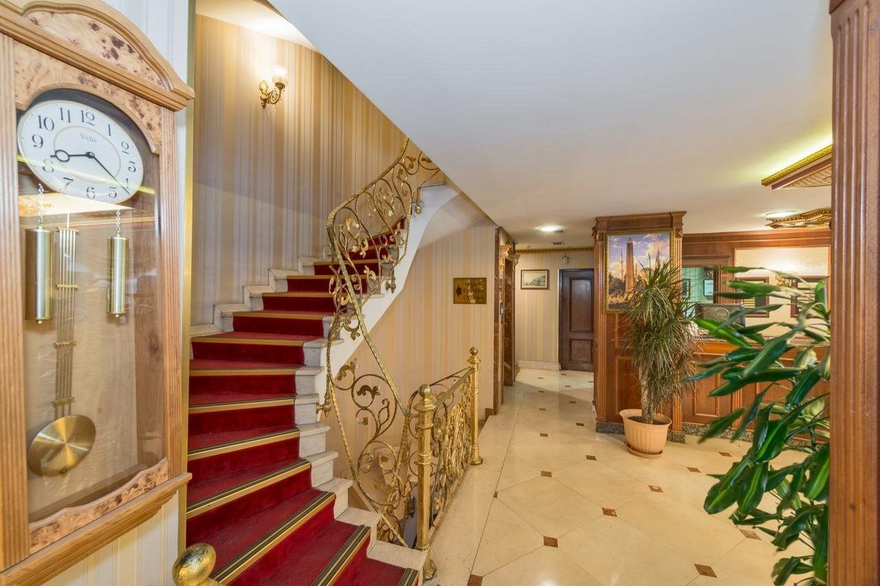 Golden Horn Hotel