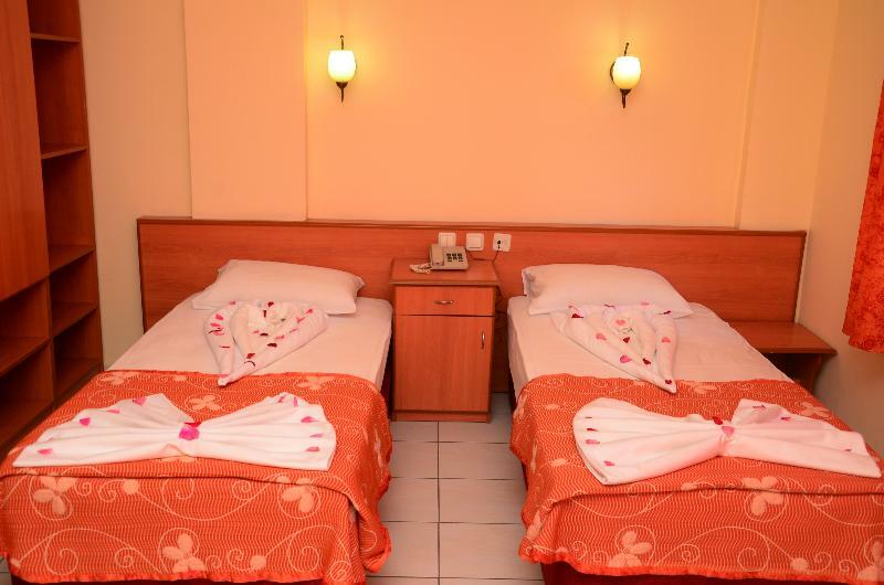Hotel Doris Aytur