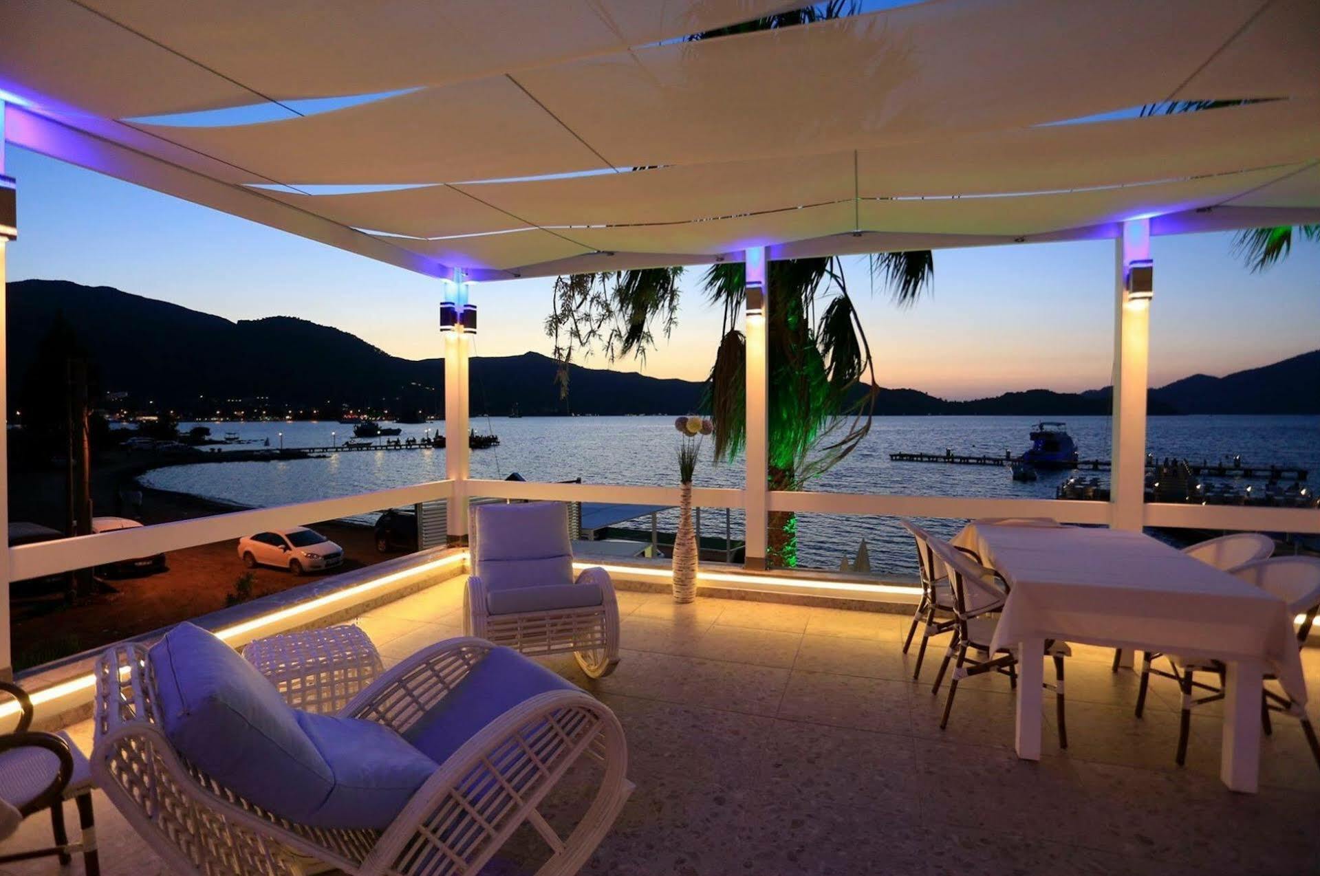 Poseidon Boutique And Yacht Club Selimiye