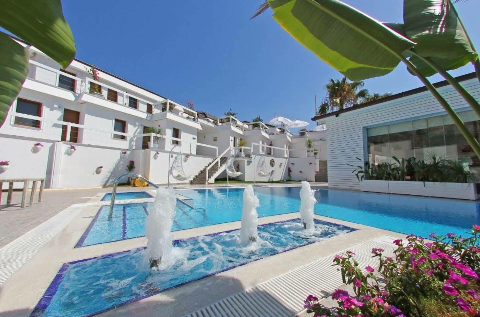 Poseidon Boutique And Yacht Club Selimiye Hotel 4*