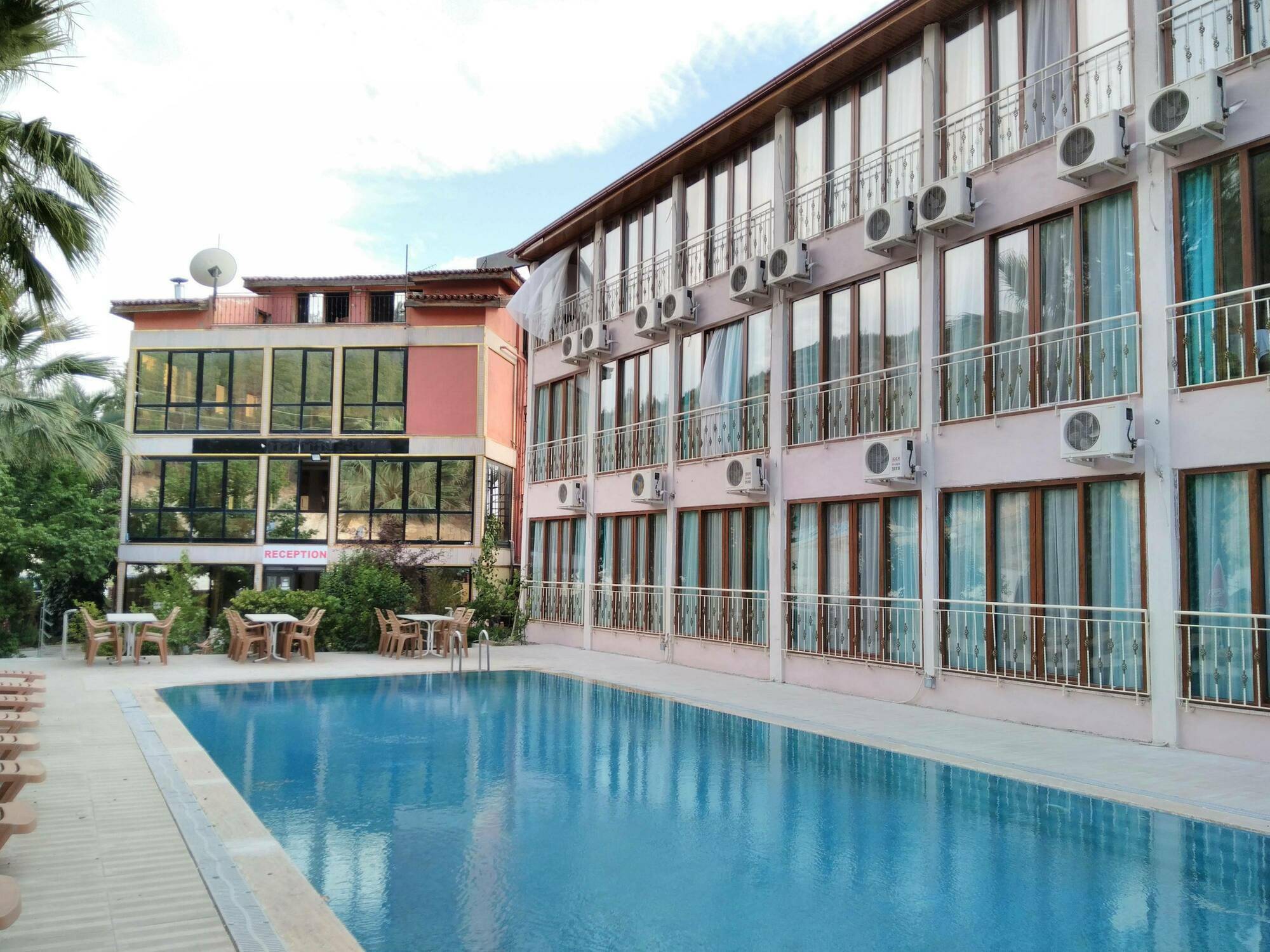Oskar Thermal Hotel 3*