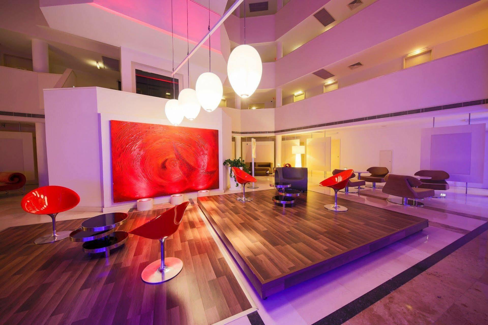 Sisus Hotel Cesme