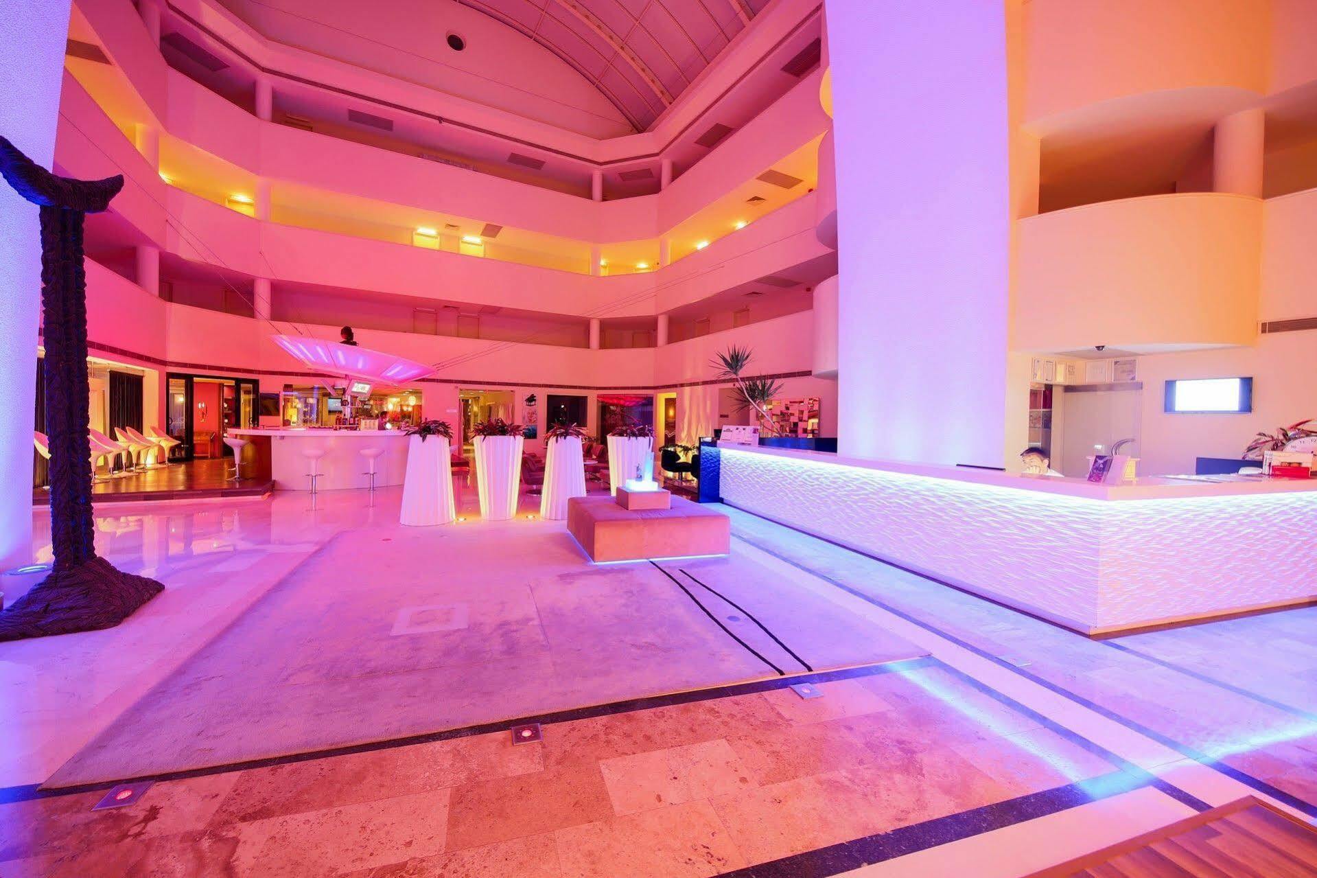Sisus 4* Cesme