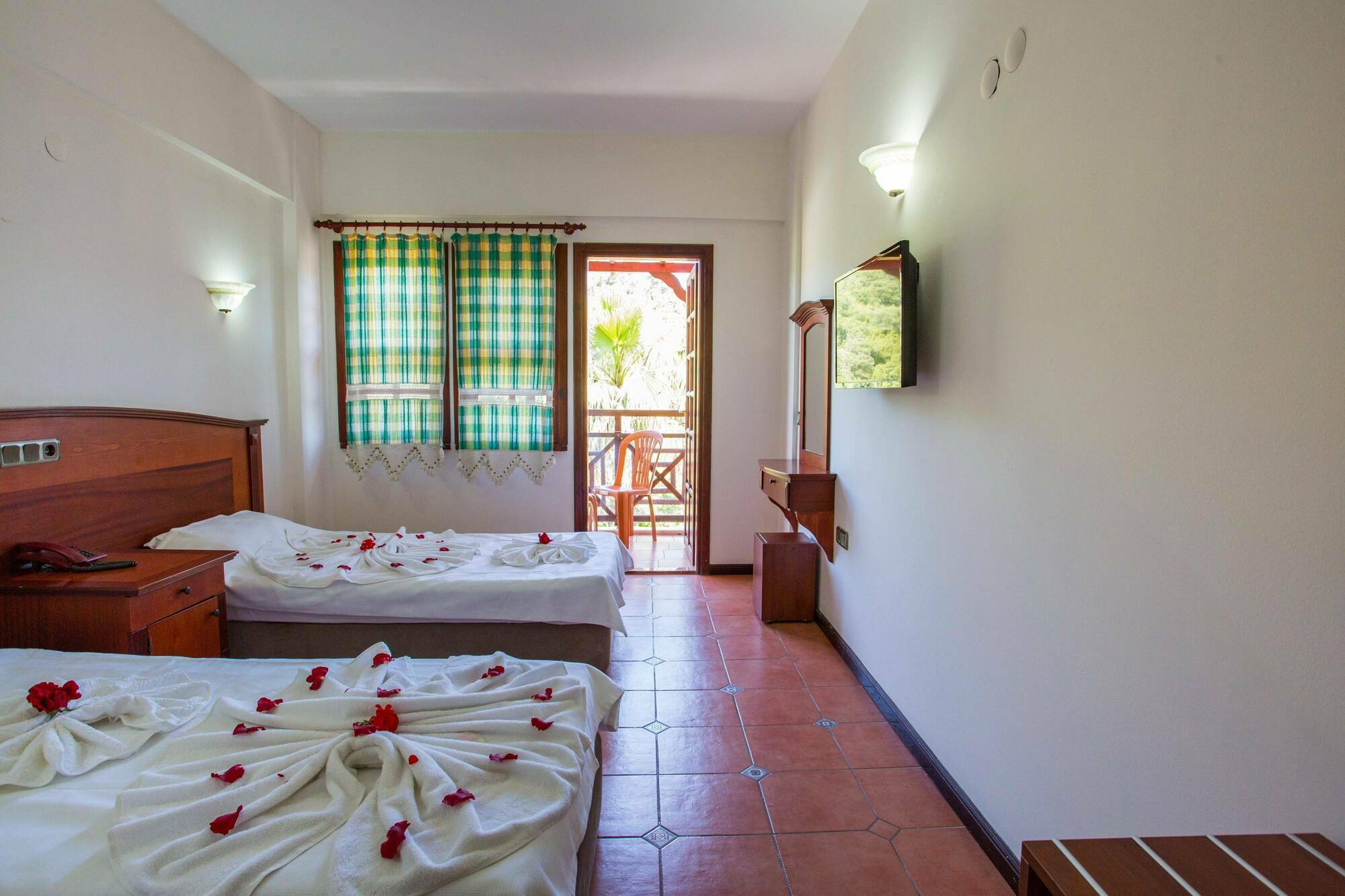 Club Pink Palace 3*