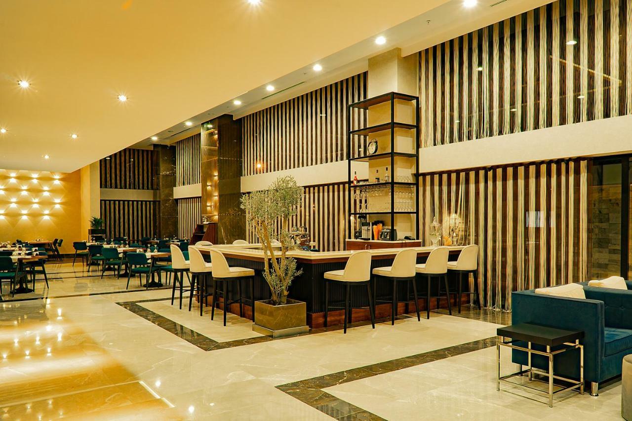 Hotel Angel's Park 4*