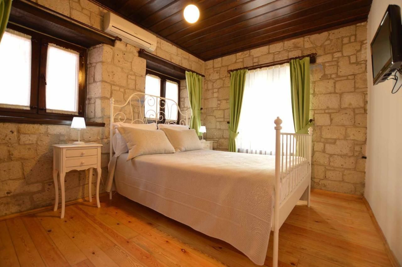 Alayaz Bed & Breakfast