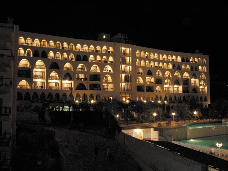 Hotel Goldenday Wings