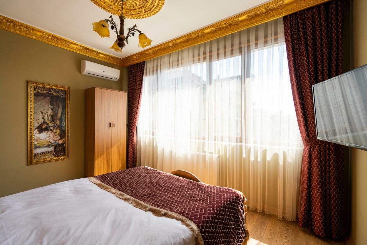 The Ottoman Istanbul