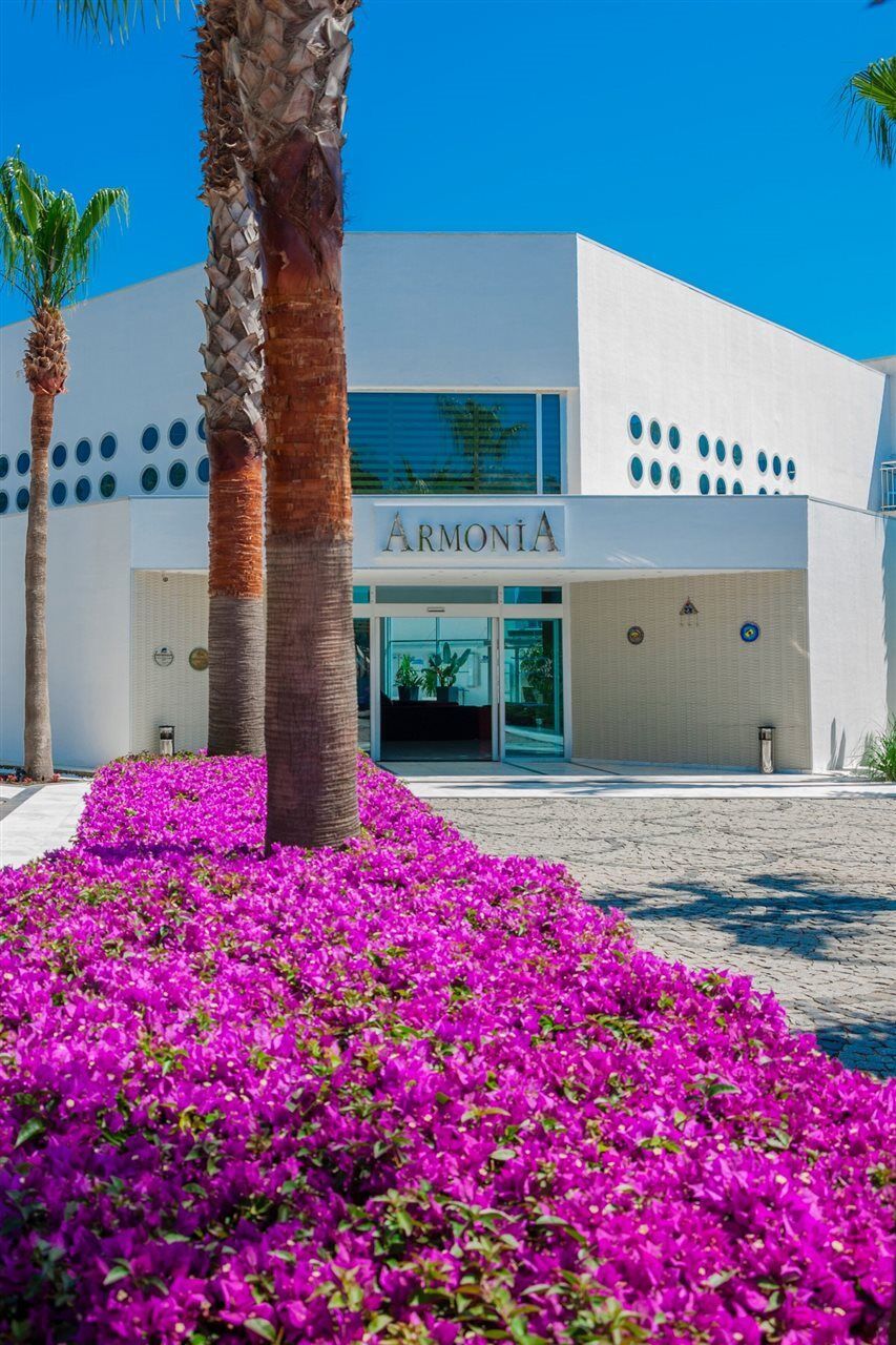 Armonia Village &
