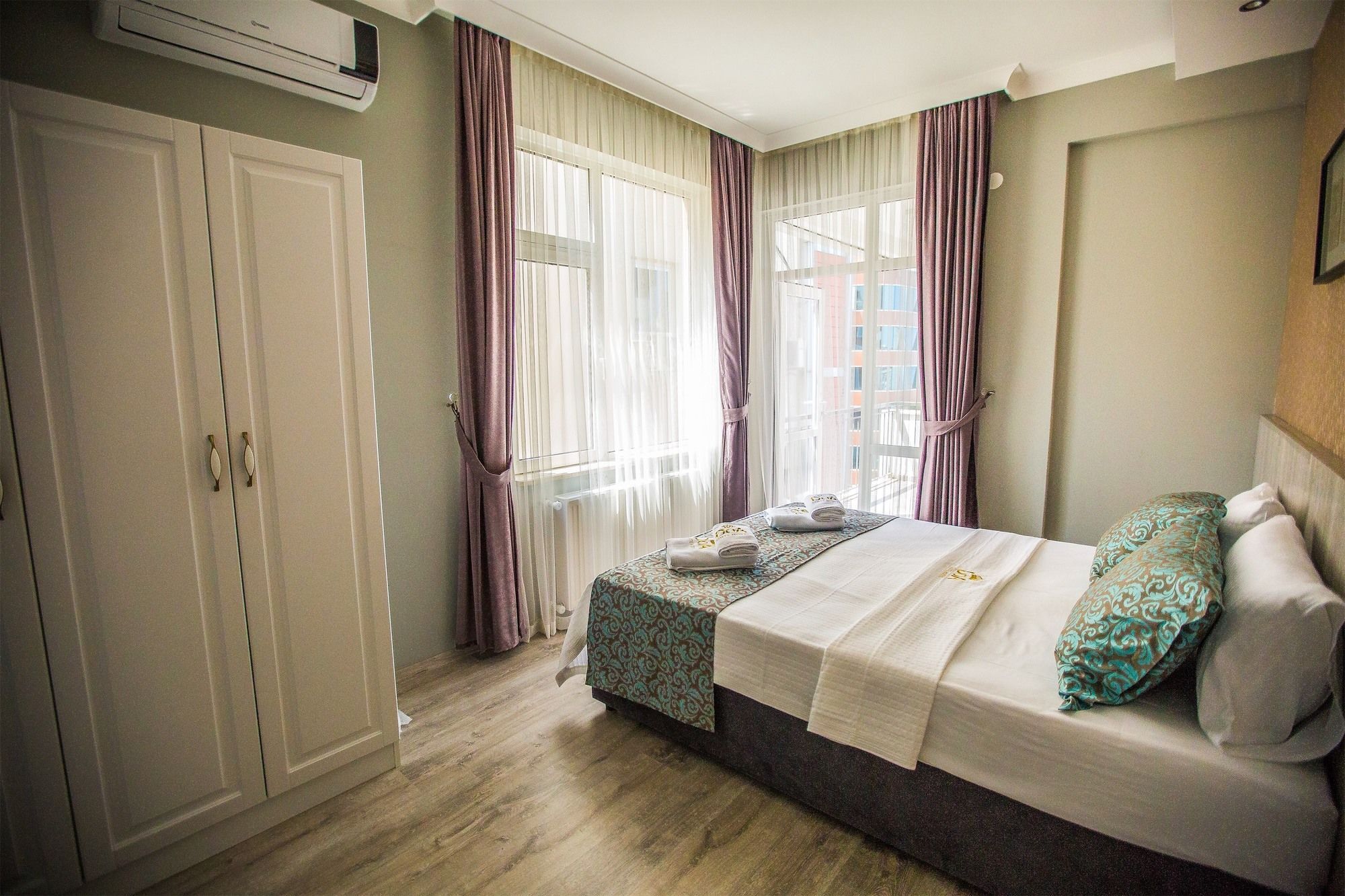 Doa Hotel 3*