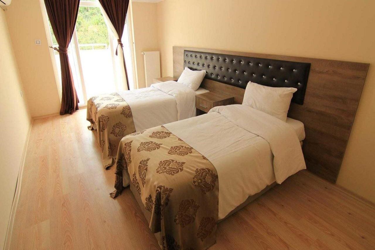 Royal Life Aparthotel 2*