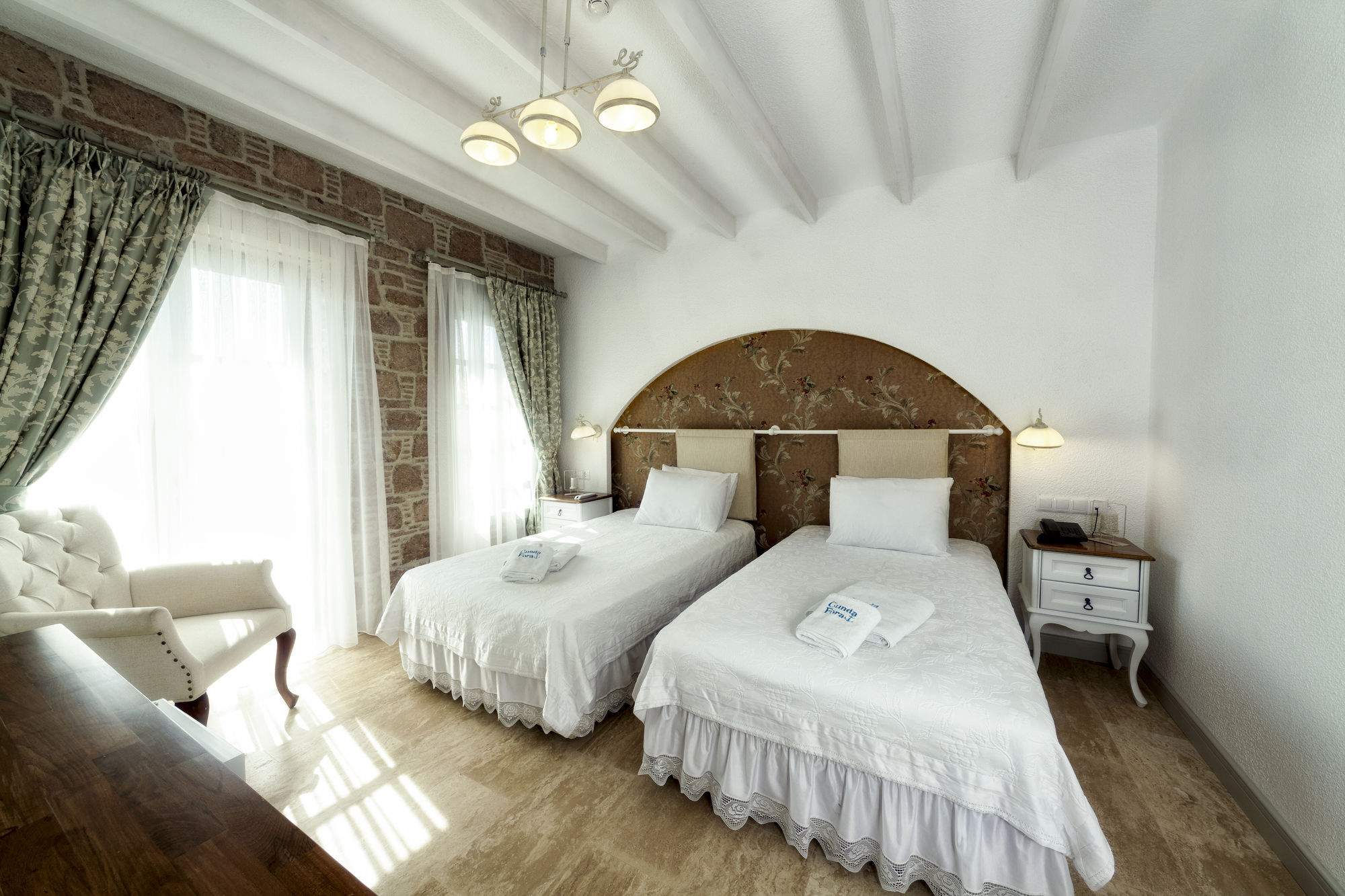 Hotel Cunda Fora 3*