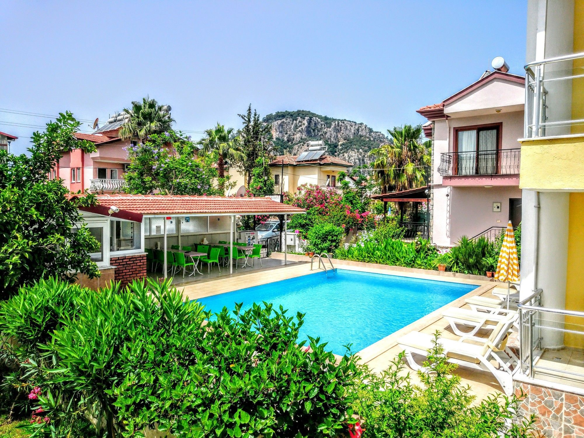 Hotel Karaca