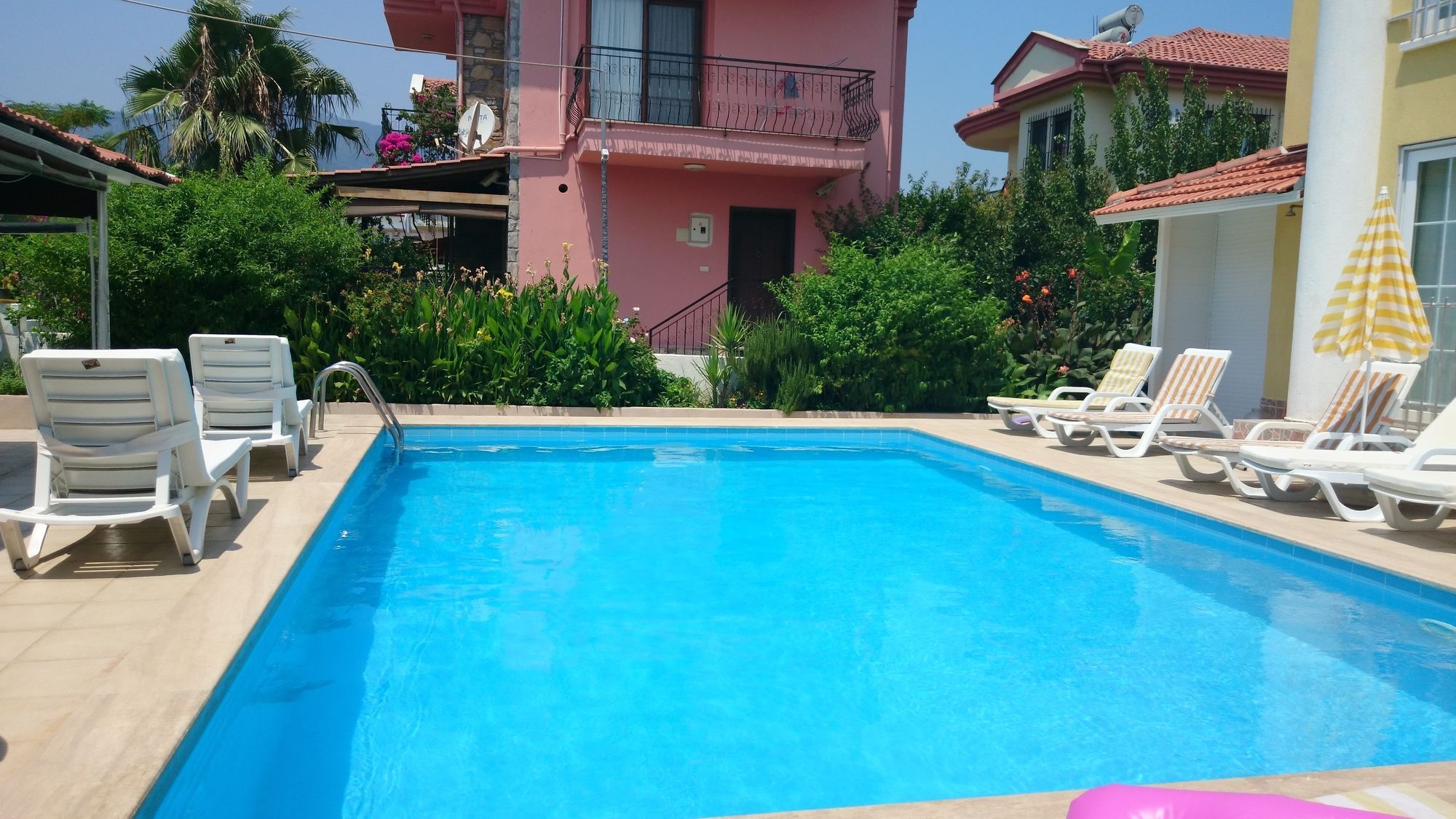 Hotel Karaca 3*