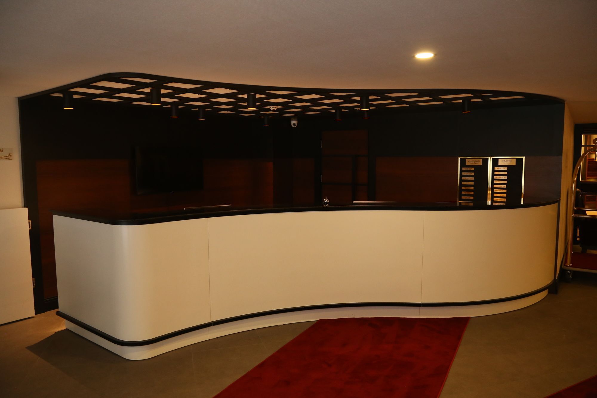 Hotel Yol Is