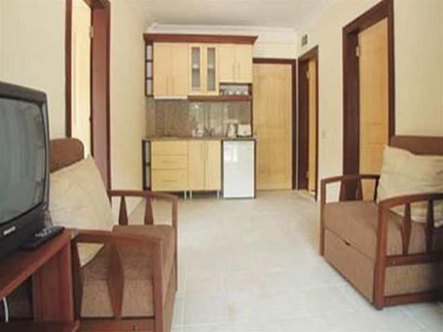 Apartment Club Tokmak *