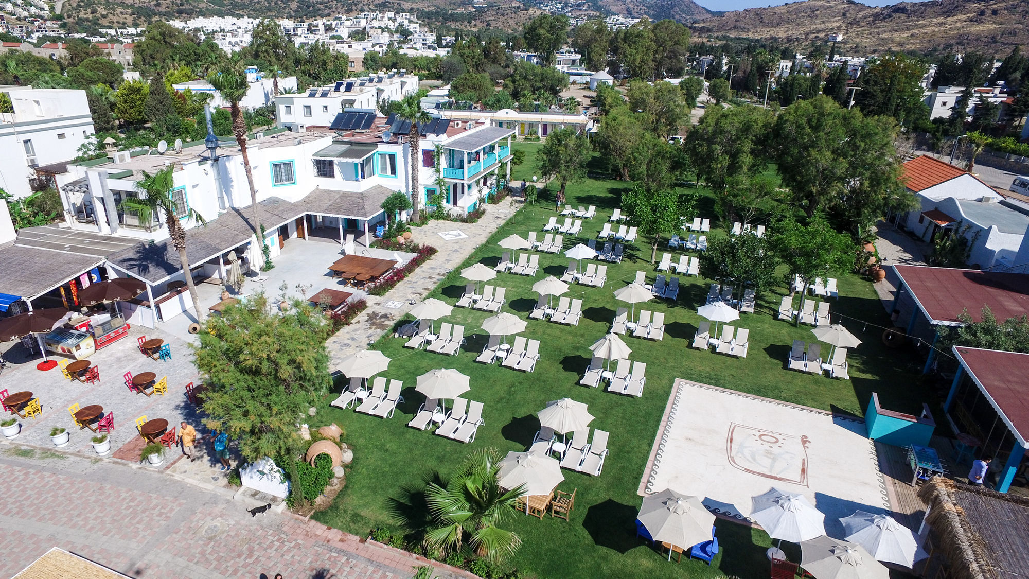 Hotel Kefi And 4*