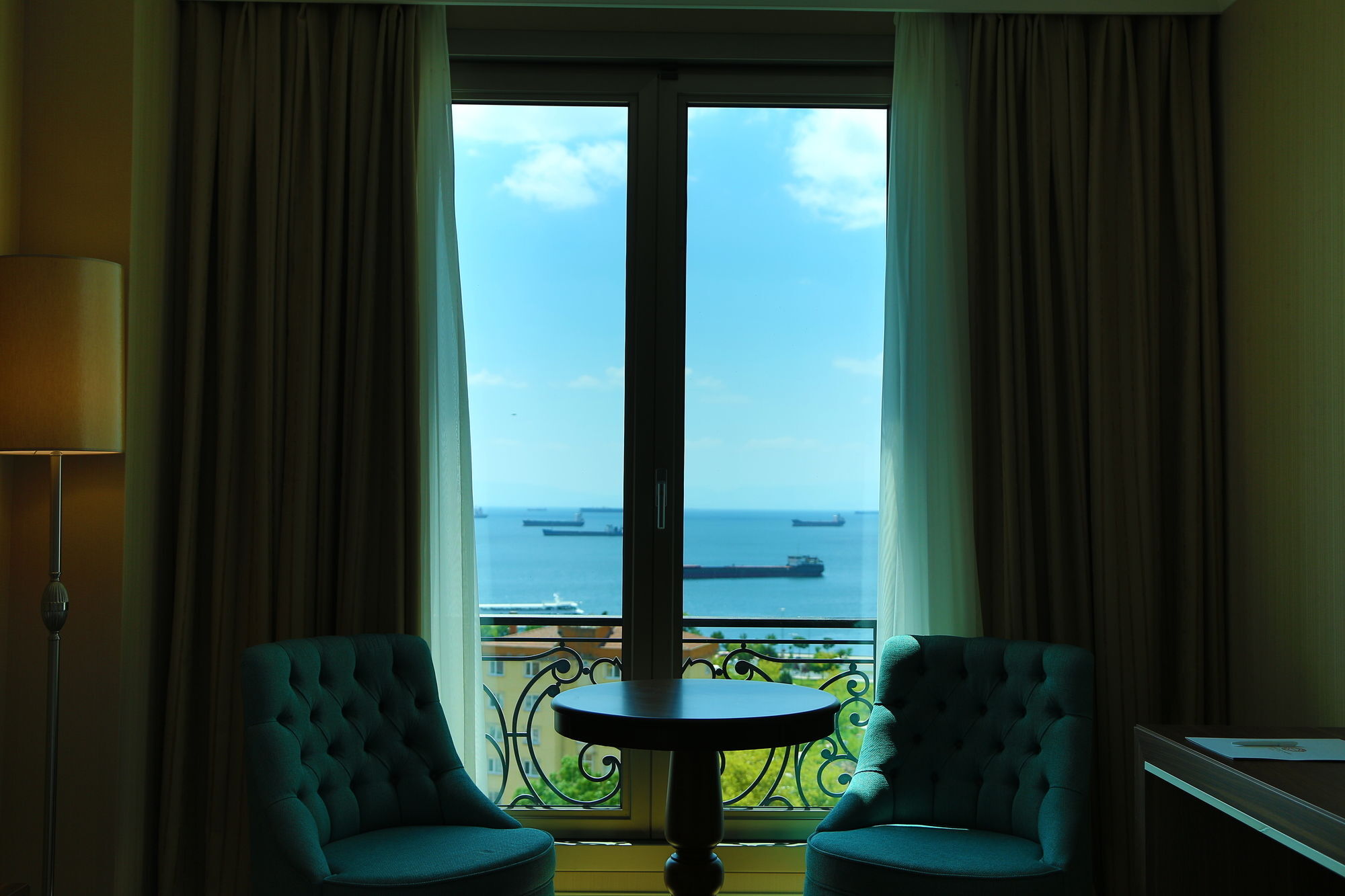 Hotel The Grand Mira Business Hotel