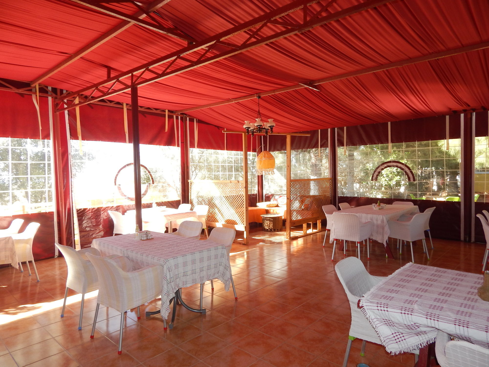 Koru Beach Club 4*