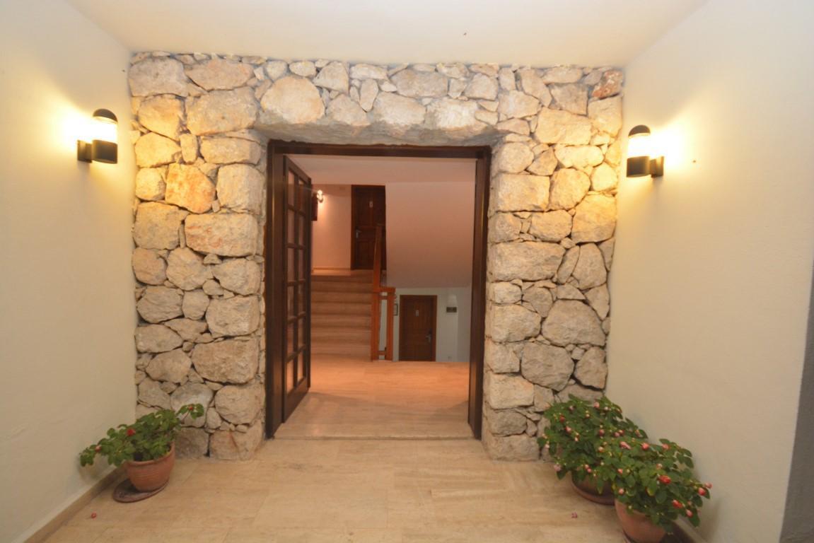 Saray Hotel