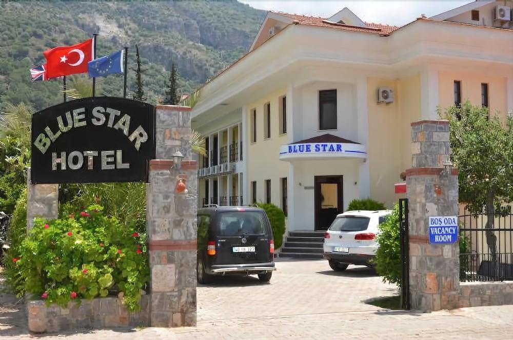 Blue Star Hotel