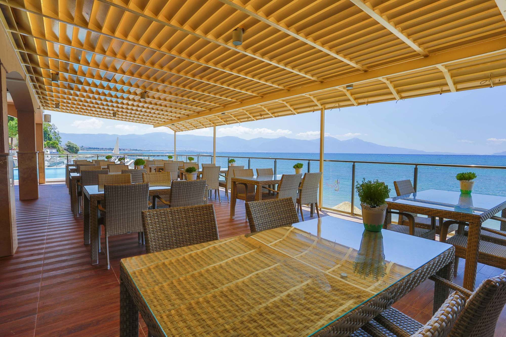 Melis Hotel 2*