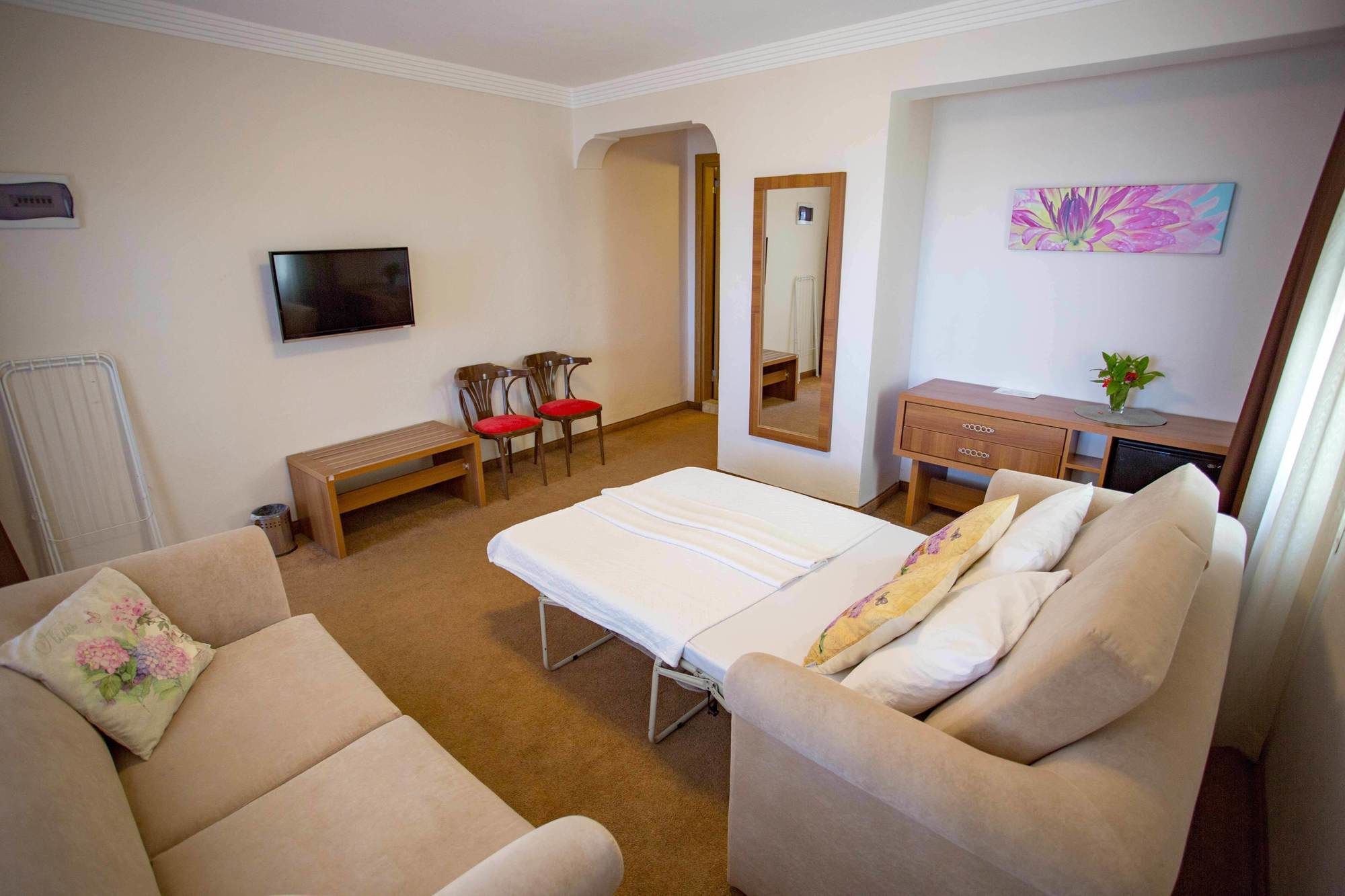Melis Hotel