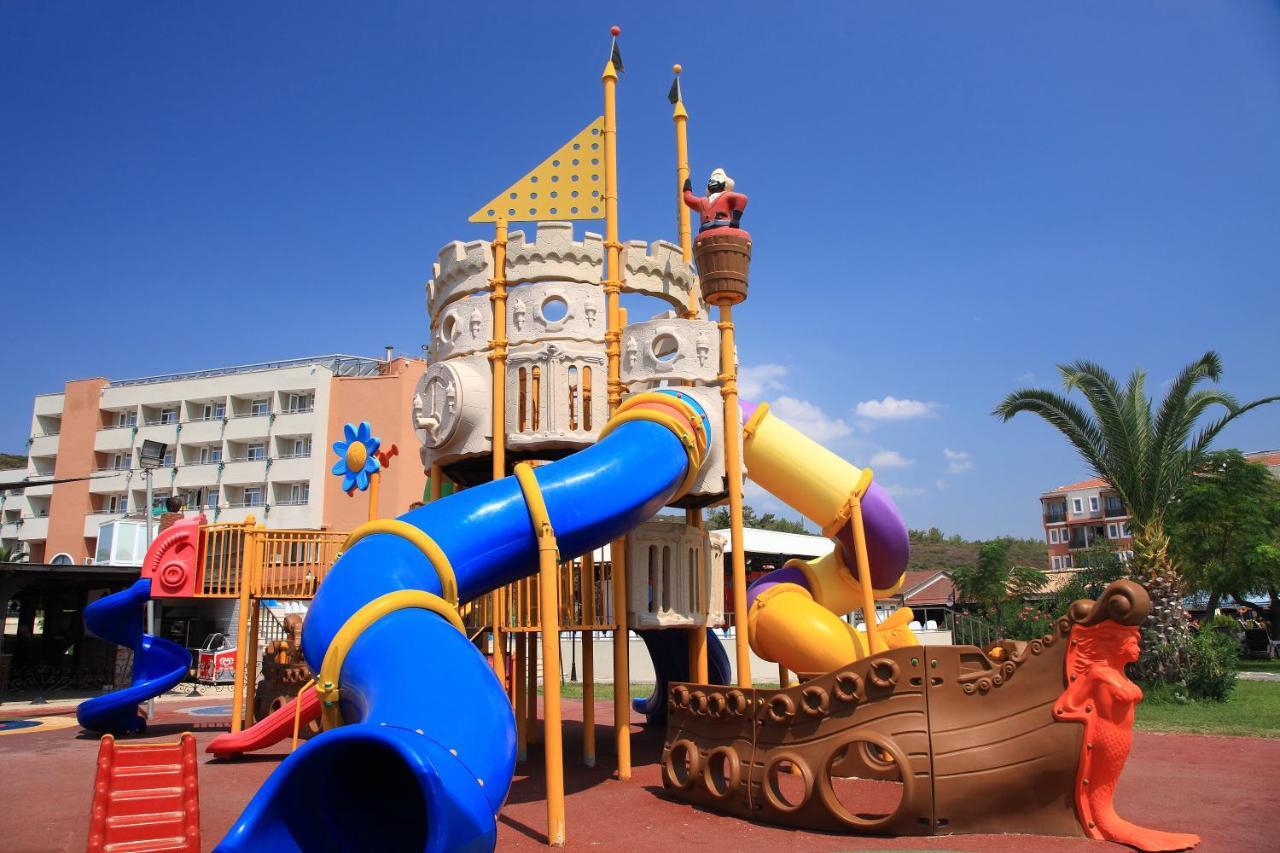 Club Yali & Hotel 5*