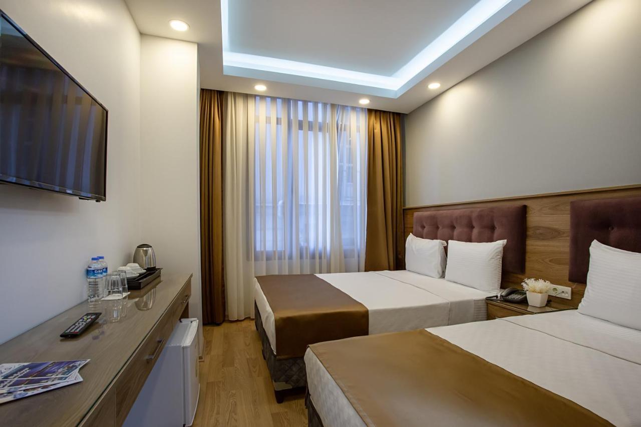 Hotel West Palace