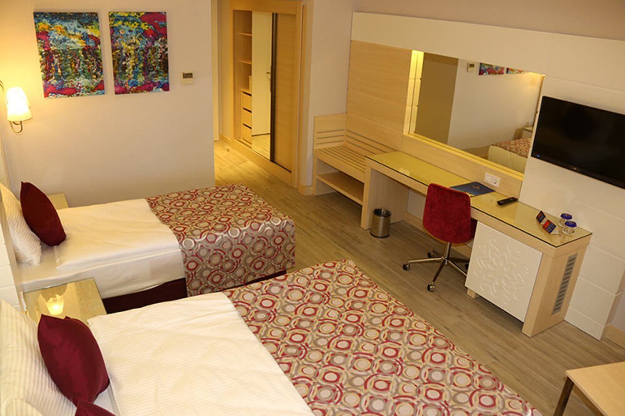 Hotel Sunmelia &