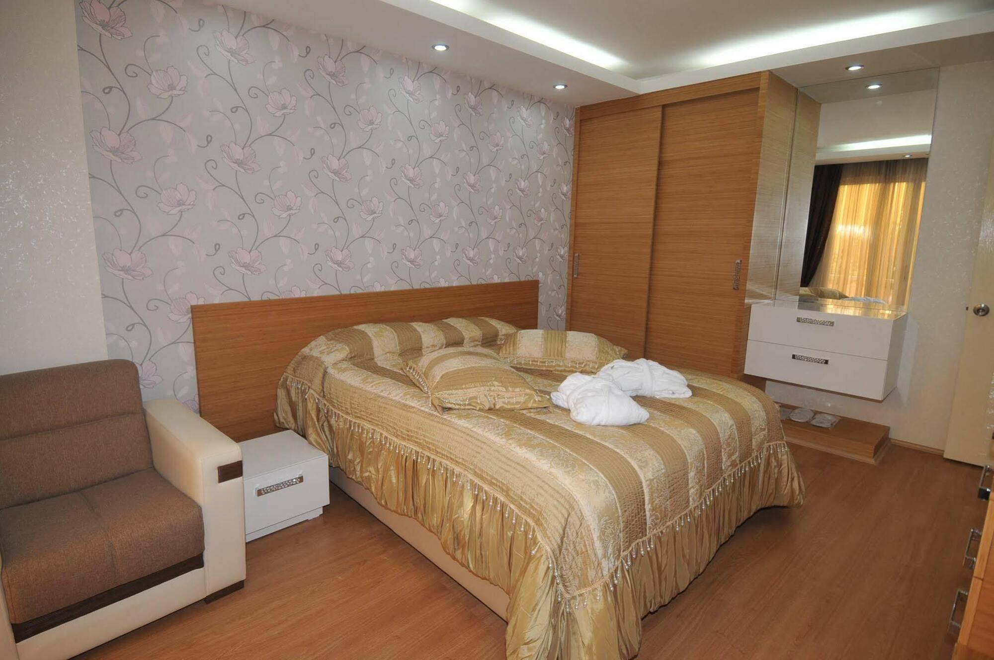 Hotel Lycus 4*