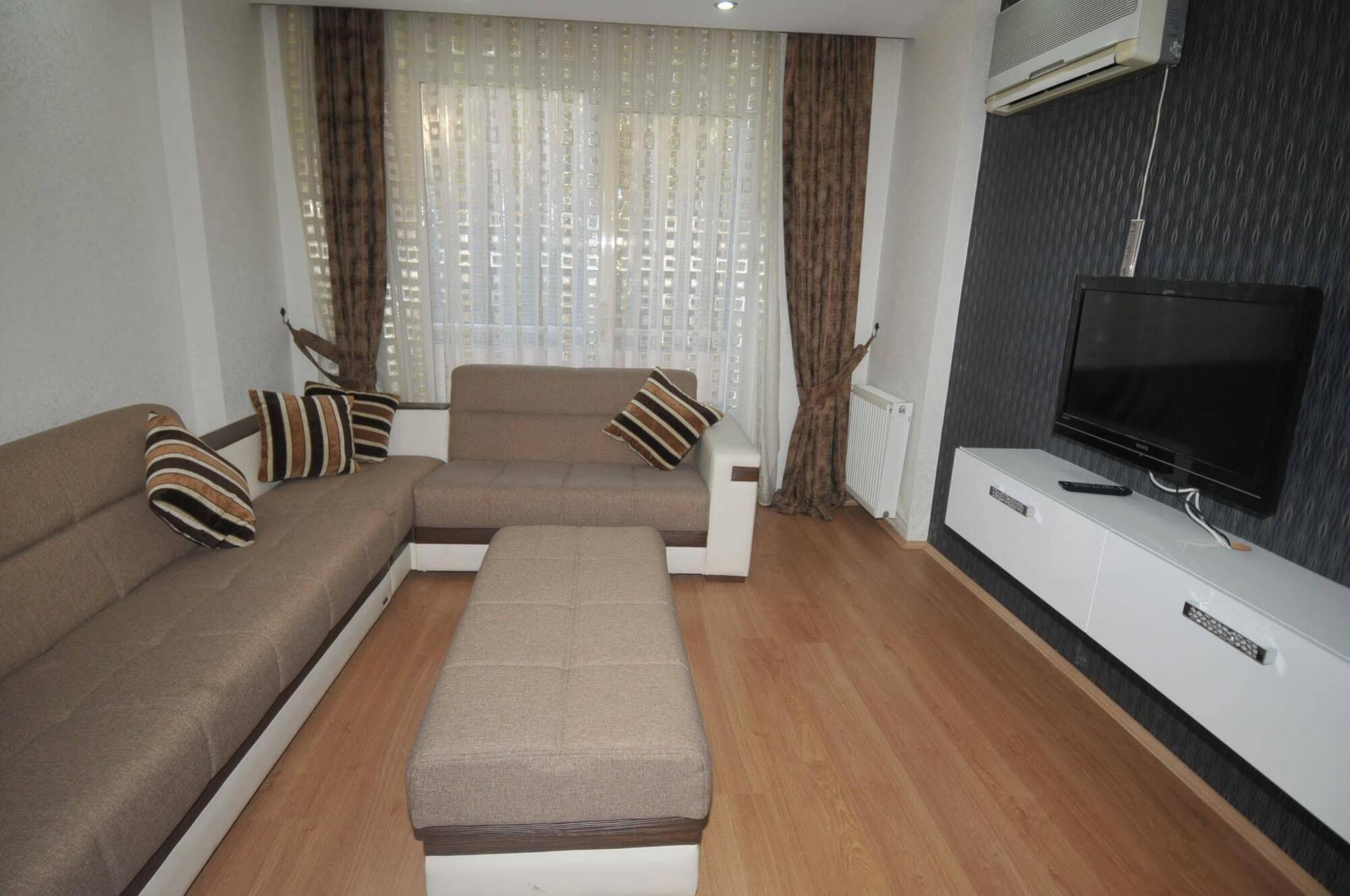 Lycus Hotel