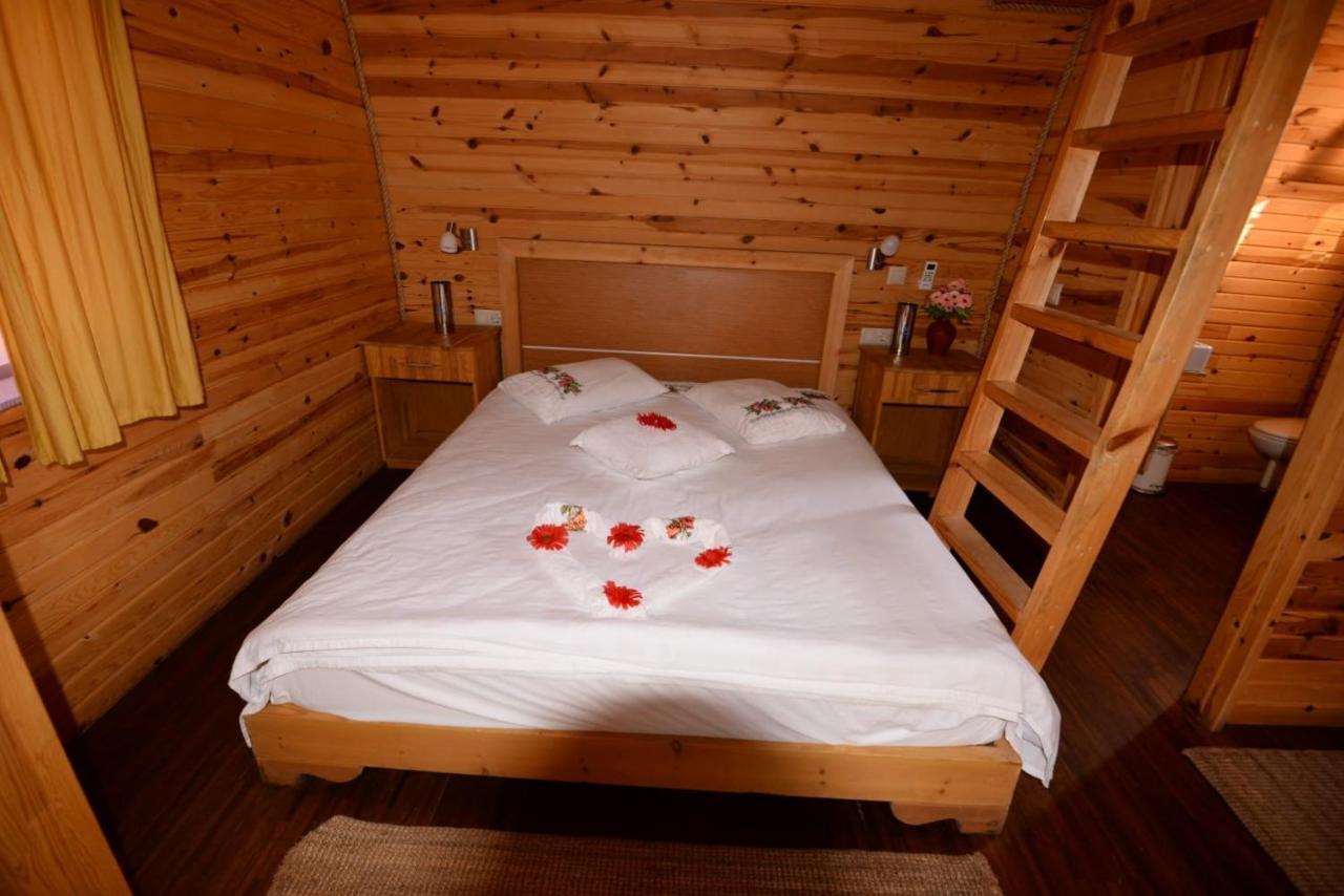 Otantik Tas Ev Bed & Breakfast 3*