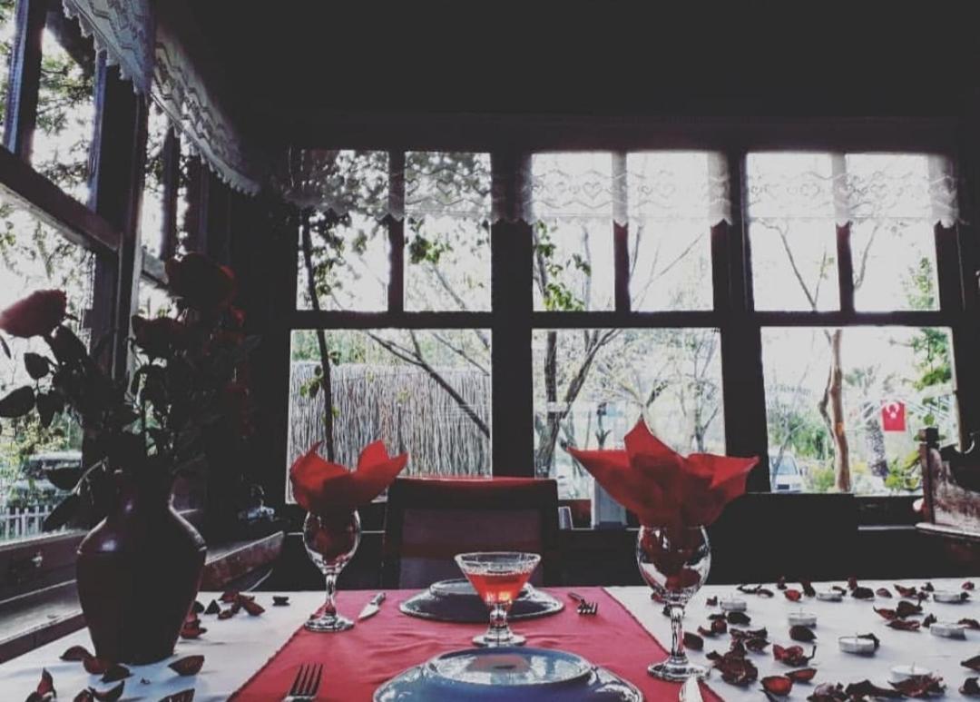 Bed & Breakfast Otantik Tas Ev Dalaman