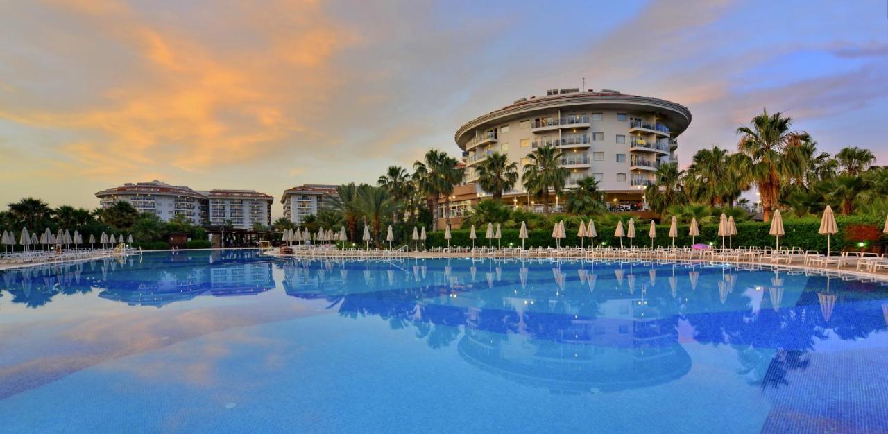 Seaden Sea World & Hotel