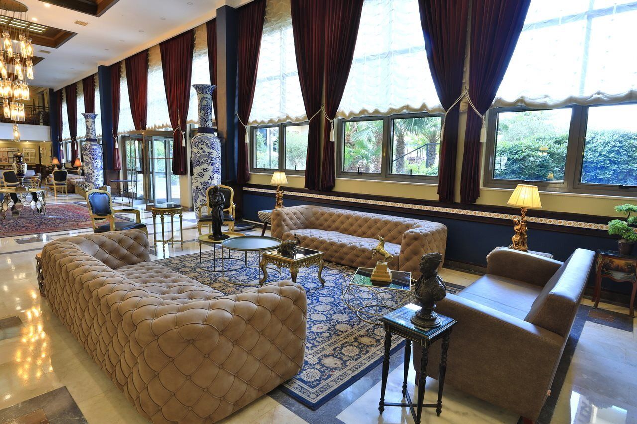 Club Yali & 5*