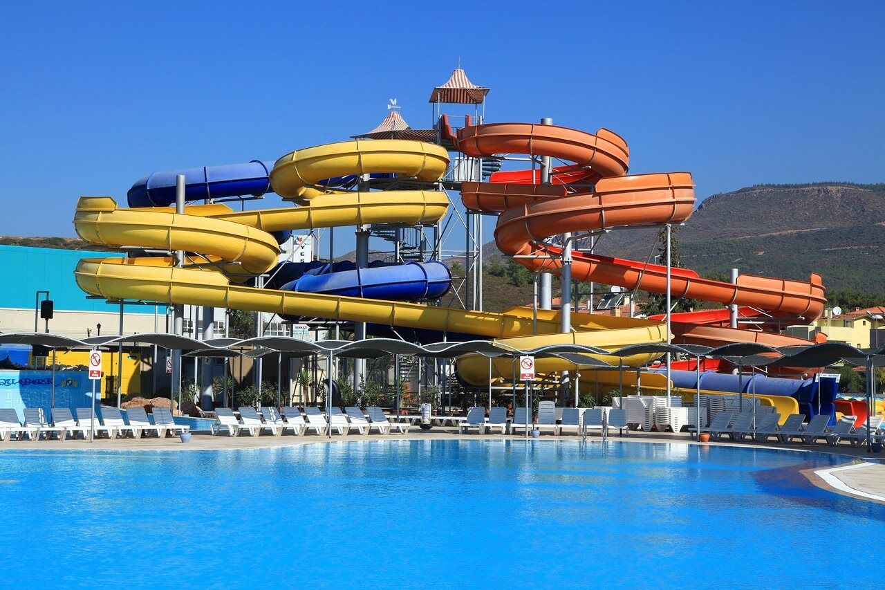 Hotel Club Yali & 5*