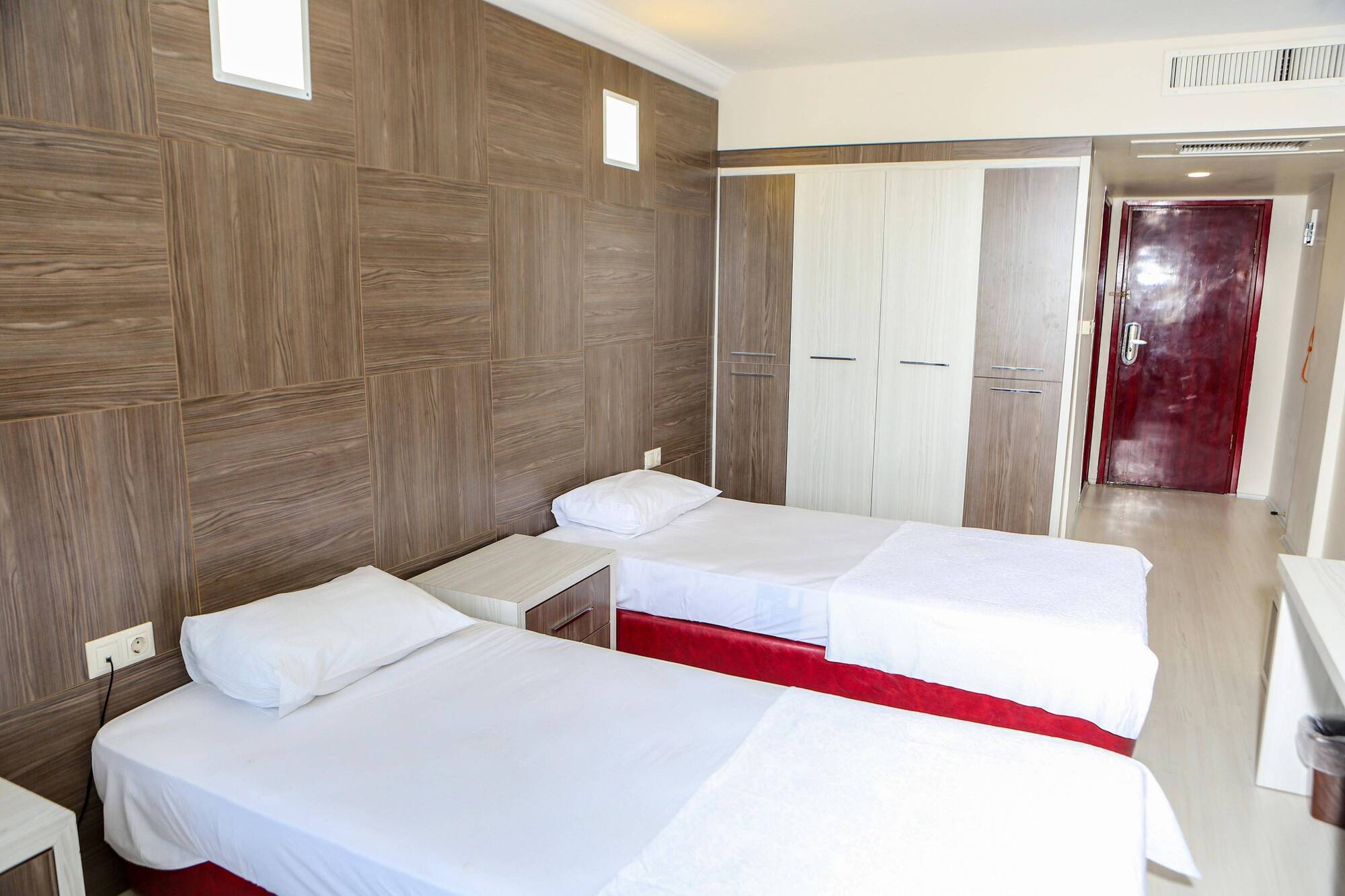 Agrigento 4*