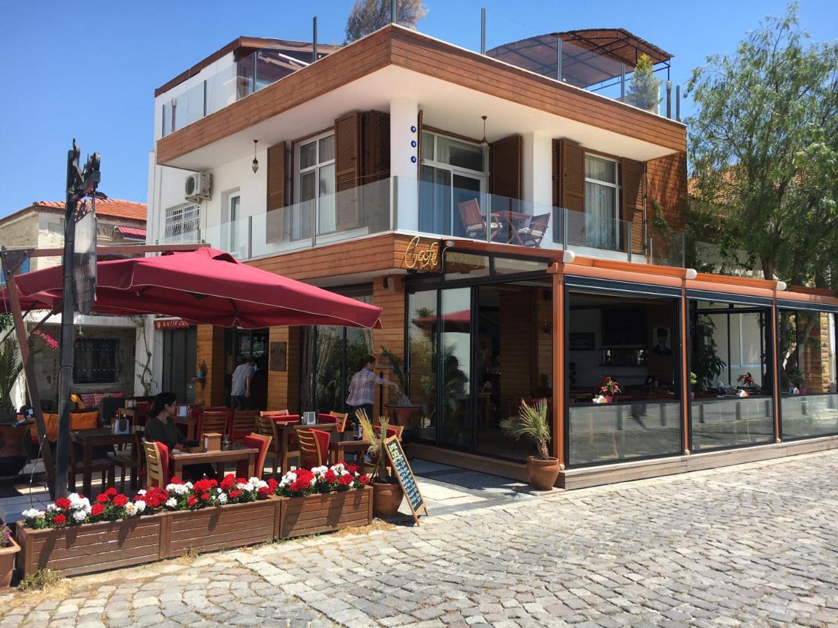 Hotel Antik Foca