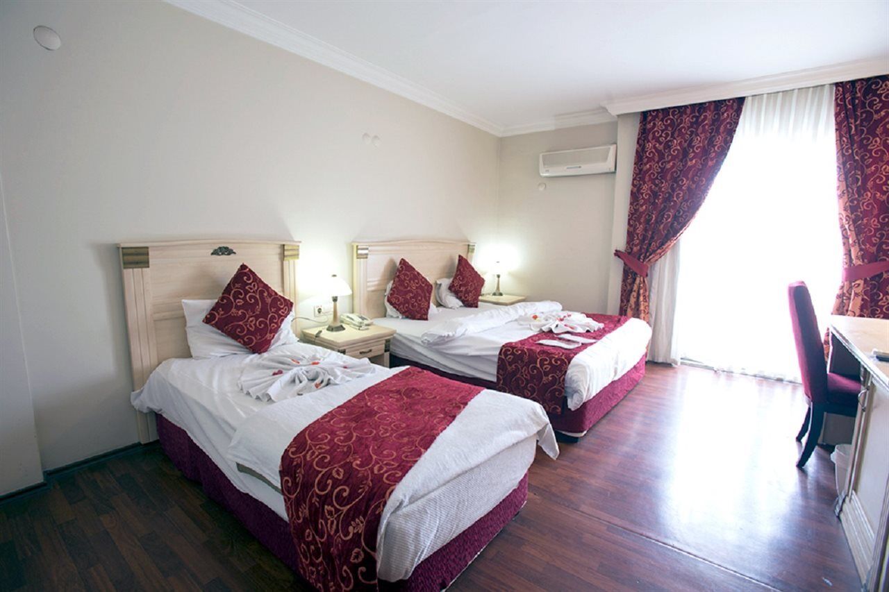 Duqqan Deluxe Hotel 3*
