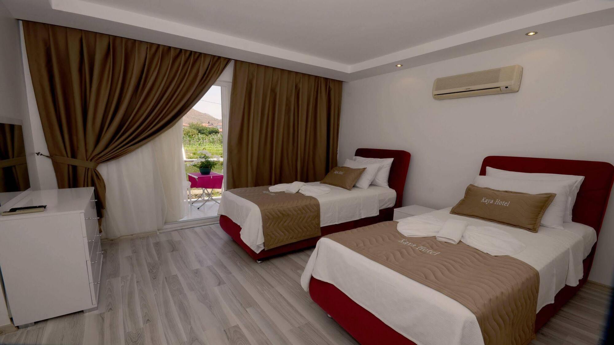 Hotel Kaya